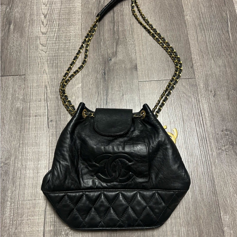 Y2K Black Quilted Leather Shoulder Bag